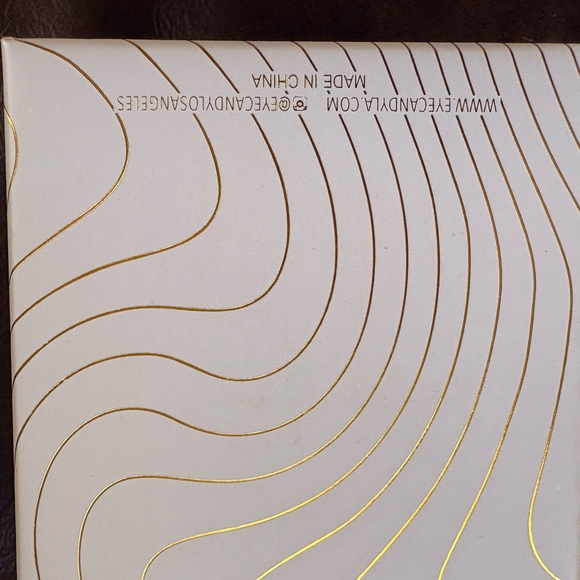 Eye Candy Gold and White Armcandy Luxe Collection - Picture 7 of 7